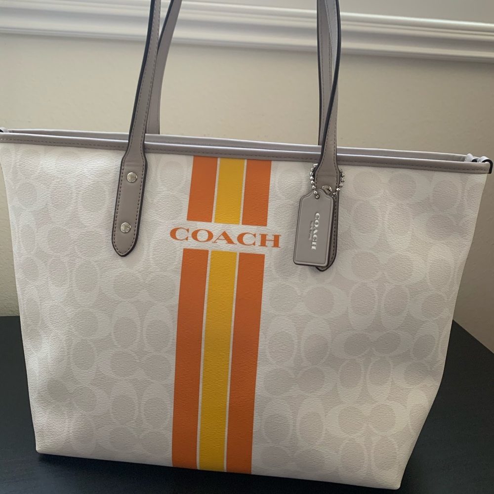New Coach Zip Tote